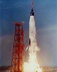 Mercúrio-atlas 5 com o chimpanzé espacial Enos - 19 de novembro de 1961 Kennedy Space Center.